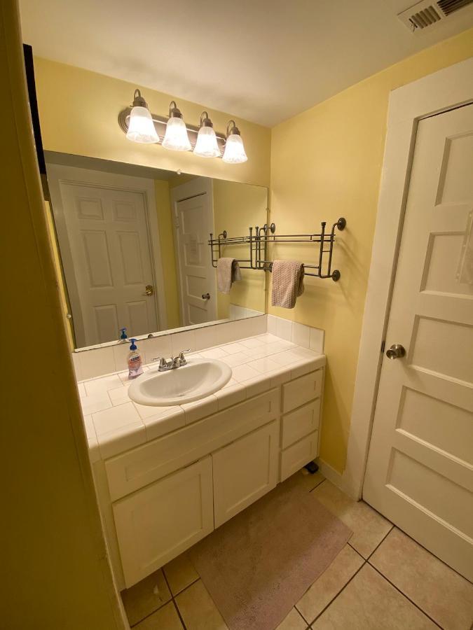 Private Los Angeles Room - Free Wifi, Ac, Tv, Private Fridge, Kitchen, Near Usc - Exposition Park - Usc Memorial Coliseum - Banc Of California Bmo Stadium - Downtown Los Angeles Dtla - University Of Southern California Usc!! 外观 照片