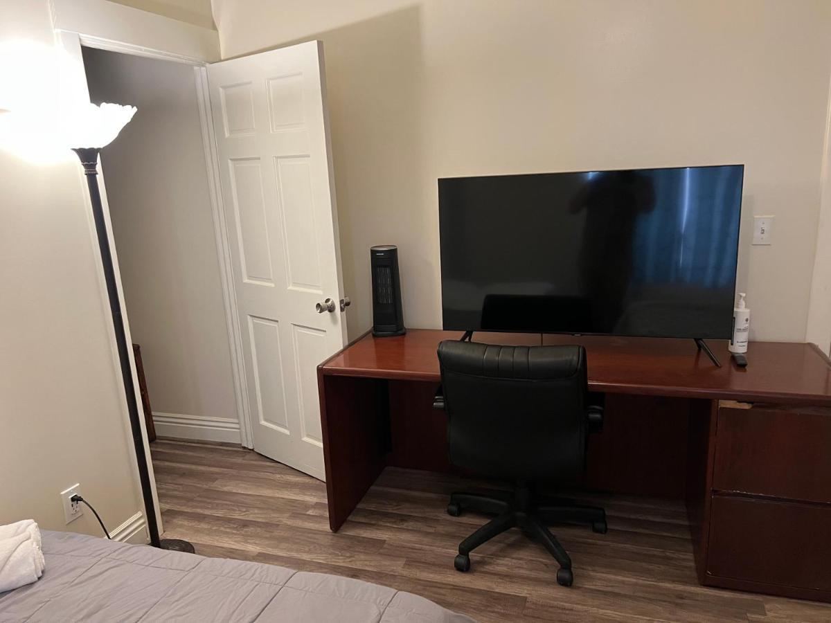 Private Los Angeles Room - Free Wifi, Ac, Tv, Private Fridge, Kitchen, Near Usc - Exposition Park - Usc Memorial Coliseum - Banc Of California Bmo Stadium - Downtown Los Angeles Dtla - University Of Southern California Usc!! 外观 照片